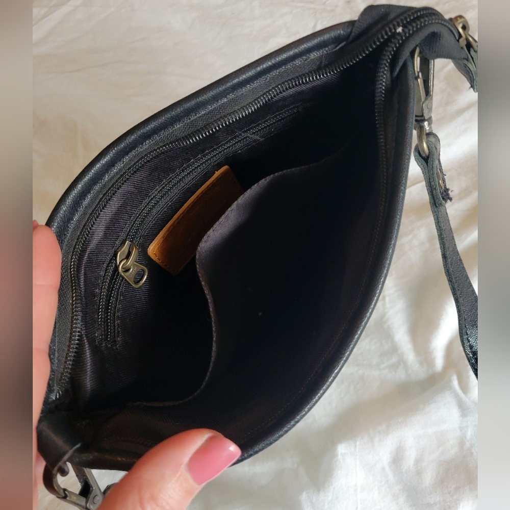 Merbaa Cowhide Hairon & Tooled Leather Crossbody Black Purse - Picture 5 of 7